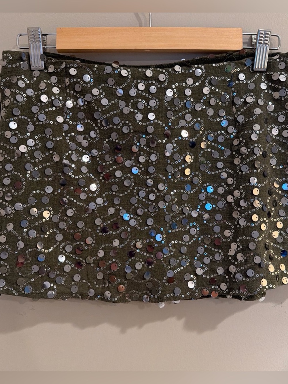 NWT Emerson Lang olive green sequin wrap skort ✨